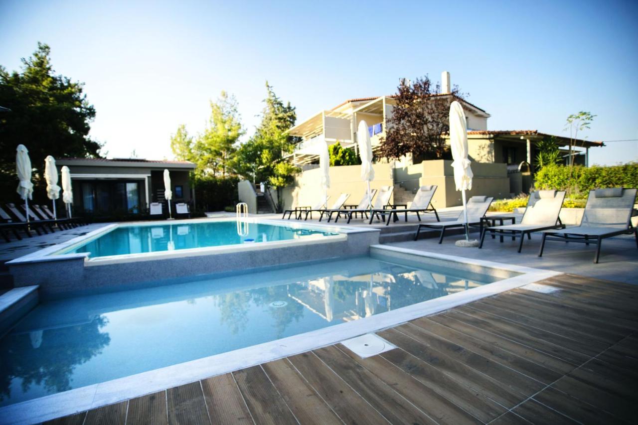 8 Boutique Suites Néa Poteídaia Eksteriør bilde
