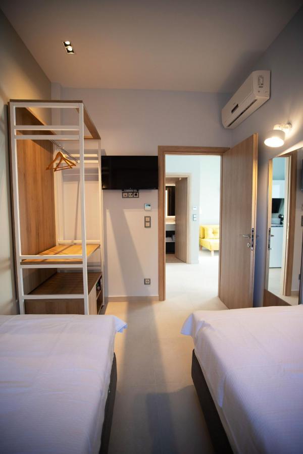 8 Boutique Suites Néa Poteídaia Eksteriør bilde